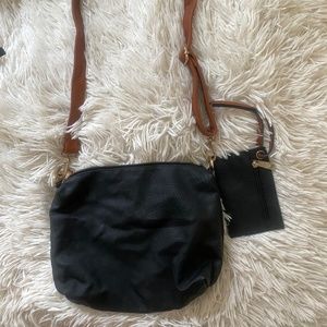 Black Leather Adjustable Shoulder Bag with Coin Purse